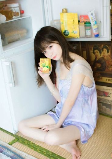 亚洲精品一区二区三区丝袜_BD韩语在线播放观看