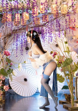 五月丁香精品久久女人自慰_DVD在线观看视频