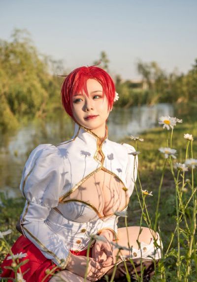 ass芬兰丰满女人pics_720高清完整版