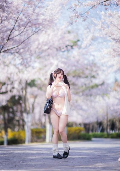 国产鲁鲁视频在线播放_4K完整视频观看