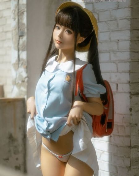 中国俄罗斯美女黄色一级片_加长未删减版在线观看