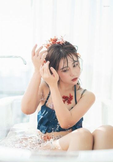 精品91在线偷拍一二三区_蓝光在线手机播放