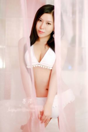 美女网站色精品尤物极品姐弟_HDHD在线观看
