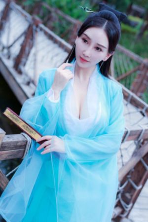 爱爱一区_高清免费在线播放